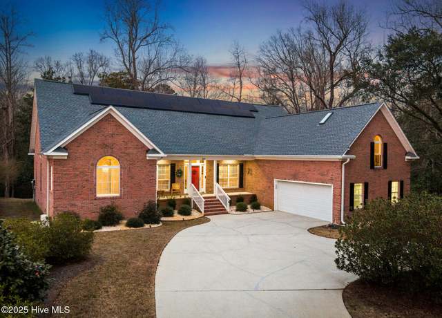 Property at 301 Locksley Ct, Wilmington, NC 28405, 4 beds, 3.5 baths