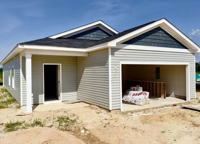 Property at 507 Bellefonte Ct, Richlands, NC 28574, 3 beds, 2 baths