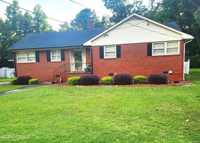 Property at 1502 Queens Rd, Kinston, NC 28501, 3 beds, 1 bath