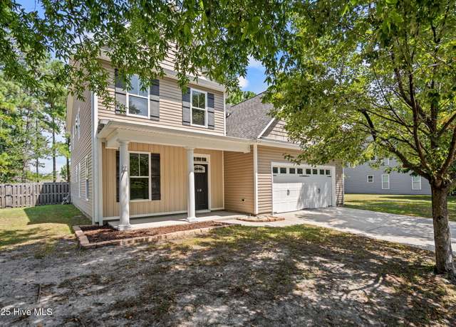Property at 110 Pagoda Ct, Hampstead, NC 28443, 4 beds, 3 baths