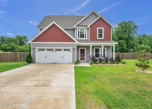 Property at 402 Bulrush Ct, Jacksonville, NC 28540, 4 beds, 2.5 baths