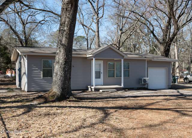 Property at 620 St David St, Grifton, NC 28530, 2 beds, 1 bath