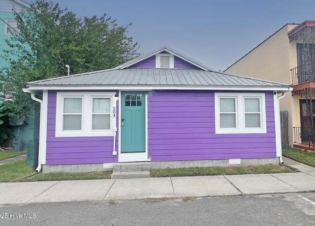 Property at 204 Charlotte Ave, Carolina Beach, NC 28428, 3 beds, 2 baths