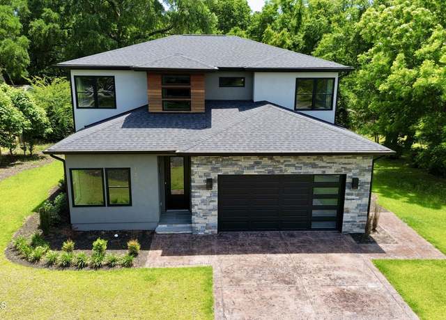 Property at 120 Fairview Rd, Leland, NC 28451, 4 beds, 2.5 baths