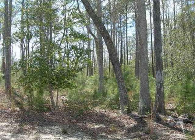 Property at 632 Valverda St SW, Supply, NC 28462