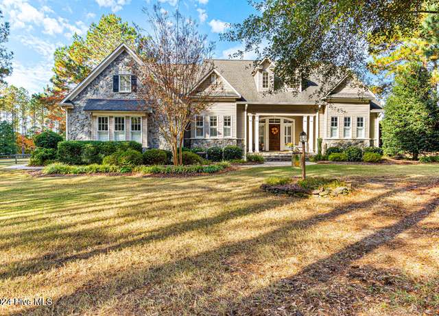 Property at 154 Horizon Trl, Aberdeen, NC 28315, 4 beds, 3 baths
