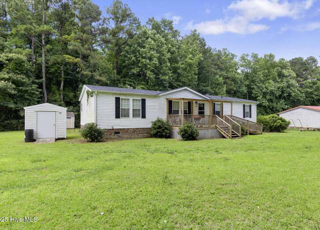 Property at 122 Indian Cave Dr, Richlands, NC 28574, 3 beds, 2 baths