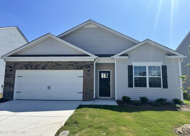 Property at 3201 Ridgeland Dr, Winterville, NC 28590, 4 beds, 2 baths