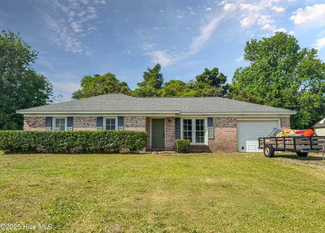Property at 4646 Norwich Rd, Wilmington, NC 28405, 3 beds, 1.5 baths