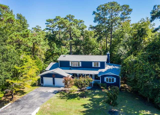 Property at 605 Sawgrass Rd, Hampstead, NC 28443, 3 beds, 2 baths