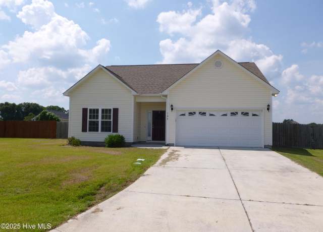 Property at 108 Hill Farm Dr, Richlands, NC 28574, 3 beds, 2 baths