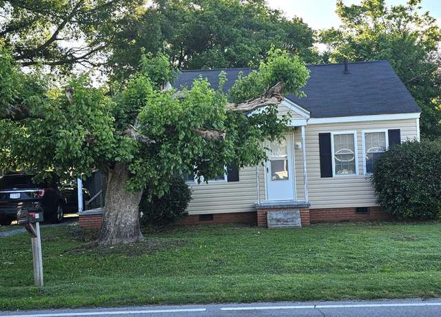 Property at 418 S Church St, Conway, NC 27820, 2 beds, 1 bath