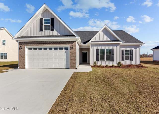 Property at 1000 Finn Ct, Greenville, NC 27834, 3 beds, 2 baths