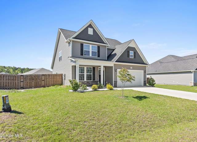 Property at 840 Tuscarora Trl, Jacksonville, NC 28546, 4 beds, 2.5 baths