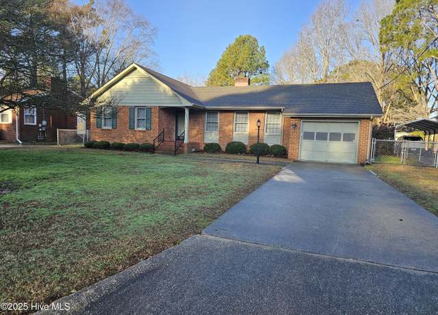 Property at 1511 Crescent Dr, Elizabeth City, NC 27909, 3 beds, 2 baths