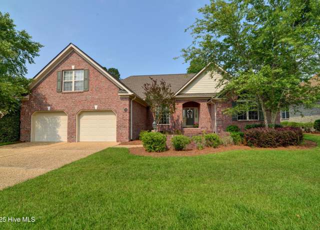 Property at 1108 Walbury Ct, Leland, NC 28451, 4 beds, 3 baths