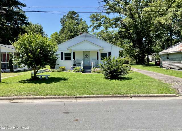Property at 309 Battle Dr, Nashville, NC 27856, 3 beds, 1 bath