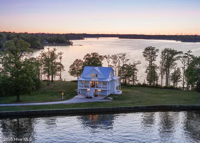 Property at 333 N Island Xing, Edenton, NC 27932, 4 beds, 4.5 baths