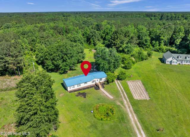 Property at 135 Robert E Lee Dr, Willard, NC 28478, 4 beds, 2 baths