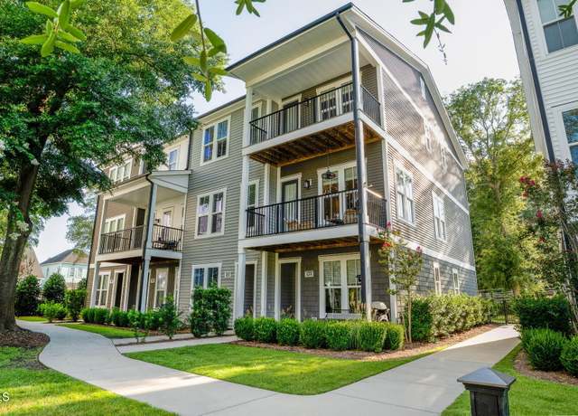 Property at 624 N 6th St, Wilmington, NC 28401, 3 beds, 3.5 baths