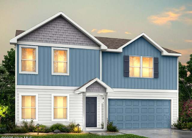 Property at 614 N Caswell St, La Grange, NC 28551, 5 beds, 3 baths