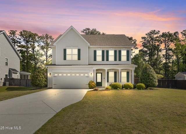 Property at 11 E Bailey Ln, Hampstead, NC 28443, 4 beds, 2.5 baths
