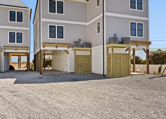 Property at 711 N Topsail Dr, Surf City, NC 28445, 3 beds, 4 baths