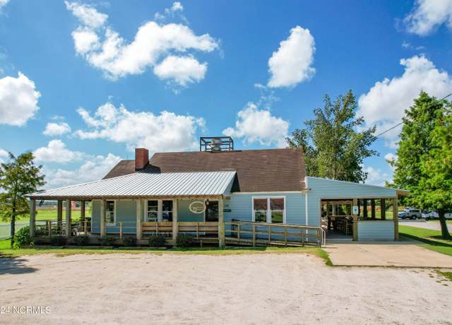 Property at 138 Courthouse Rd, Currituck, NC 27929, 1 bath