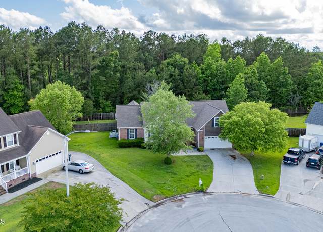 Property at 406 Windham Ct, Jacksonville, NC 28540, 4 beds, 2 baths