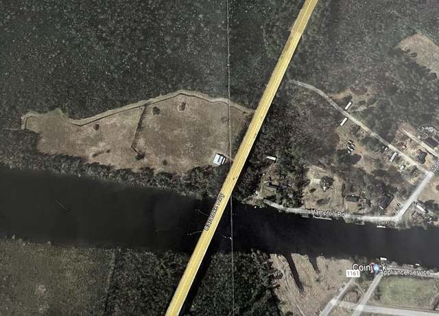 Property at 150 Hampton Rd, Coinjock, NC 27923