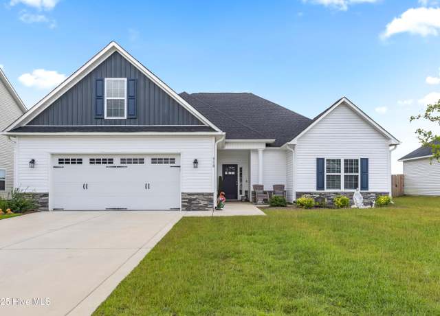 Property at 910 Uplands Ln, Jacksonville, NC 28546, 3 beds, 2 baths