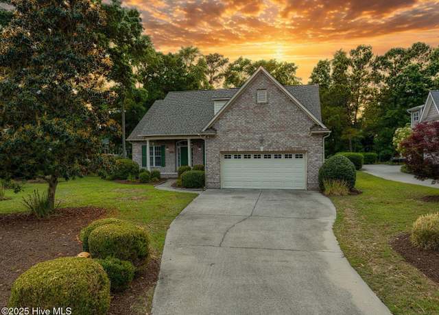 Property at 2788 Creek Bridge Ct, Southport, NC 28461, 4 beds, 3 baths