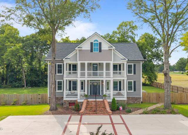Property at 902 College St, Vanceboro, NC 28586, 8 beds, 3.5 baths