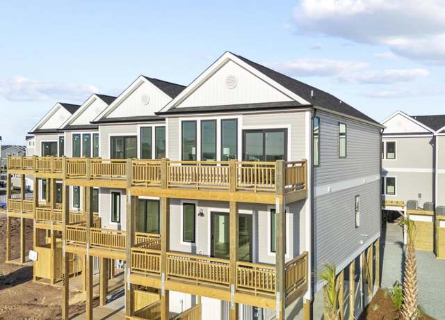 Property at 120 Shell Rd, Surf City, NC 28445, 3 beds, 4 baths