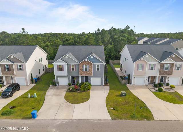Property at 308 Frisco Way, Holly Ridge, NC 28445, 3 beds, 2.5 baths