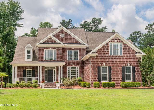 Property at 522 Chablis Way, Wilmington, NC 28411, 5 beds, 4 baths