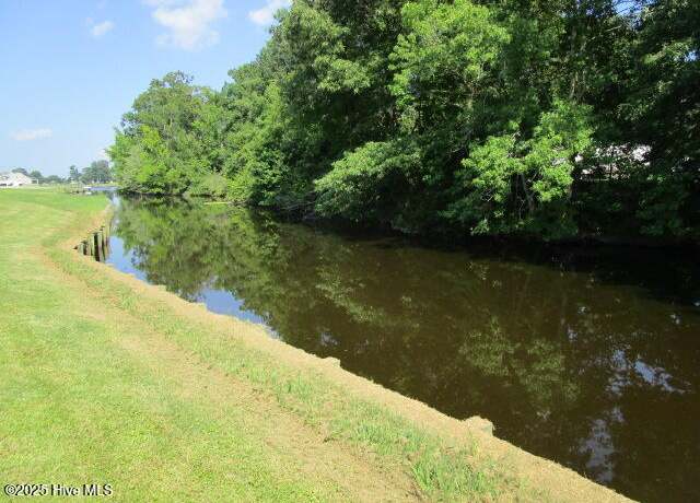 Property at 115 Grandview Dr, Elizabeth City, NC 27909