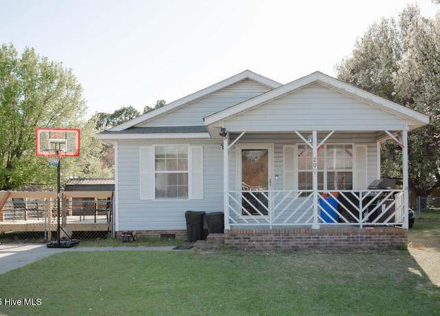 Property at 209 Crestmont Dr, Rockingham, NC 28379, 3 beds, 1.5 baths
