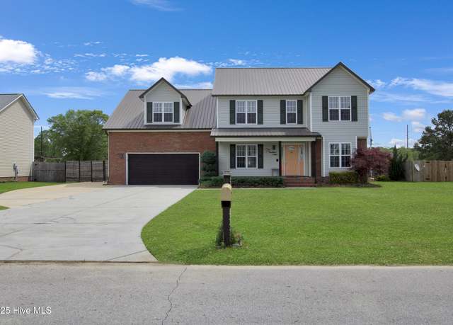 Property at 214 Target Ln, Hubert, NC 28539, 3 beds, 2.5 baths