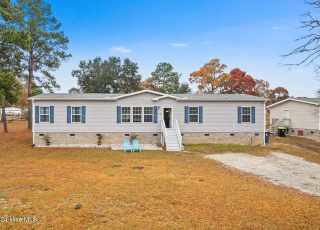 Property at 2186 Lakeside Ave SW, Supply, NC 28462, 3 beds, 2 baths