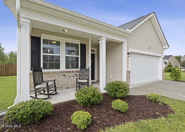 Property at 5049 W Chandler Heights Dr, Leland, NC 28451, 3 beds, 3 baths