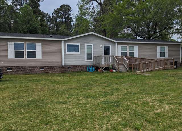 Property at 258 Bowen Rd, Harrells, NC 28444, 4 beds, 2 baths