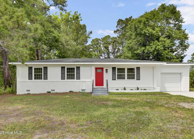Property at 138 Navaho Trl, Wilmington, NC 28409, 3 beds, 2 baths