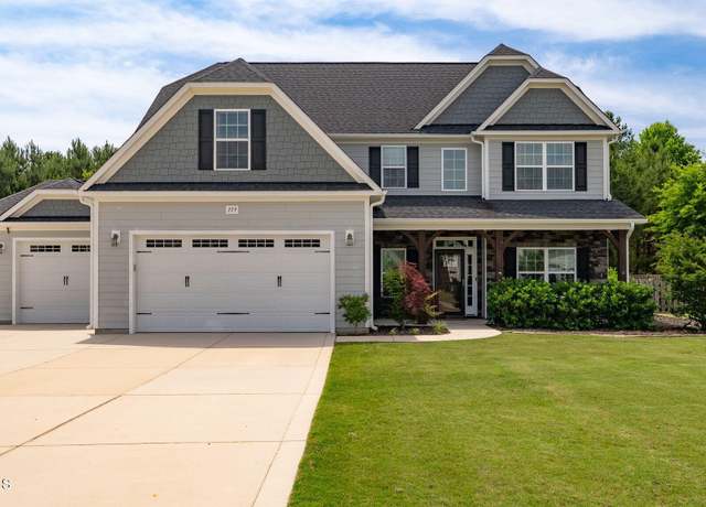 Property at 279 Brightleaf Dr, Whispering Pines, NC 28327, 5 beds, 4 baths