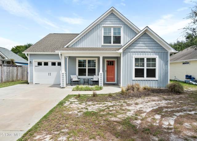 Property at 114 NW 11th St, Oak Island, NC 28465, 3 beds, 2.5 baths