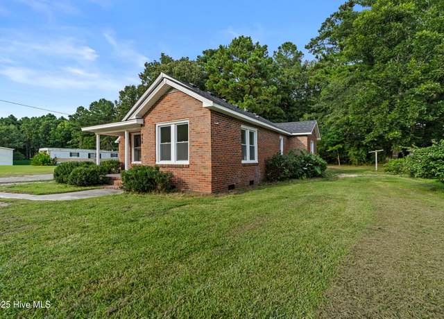 Property at 498 New Rd, Elizabeth City, NC 27909, 4 beds, 2 baths