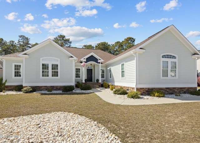 Property at 1805 Ivory Gull Dr, Morehead City, NC 28557, 3 beds, 2.5 baths