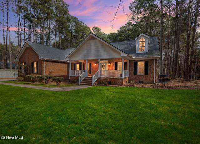 Property at 6709 Windchase Dr, Rocky Mount, NC 27803, 5 beds, 4 baths