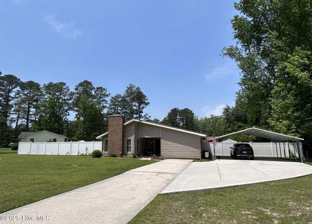 Property at 12661 Birchwood Cir, Laurinburg, NC 28352, 3 beds, 2 baths
