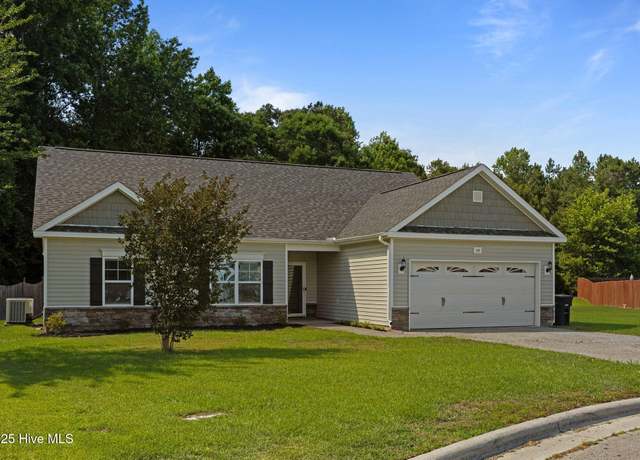 Property at 205 Lincolnton Ct, Jacksonville, NC 28540, 4 beds, 3 baths